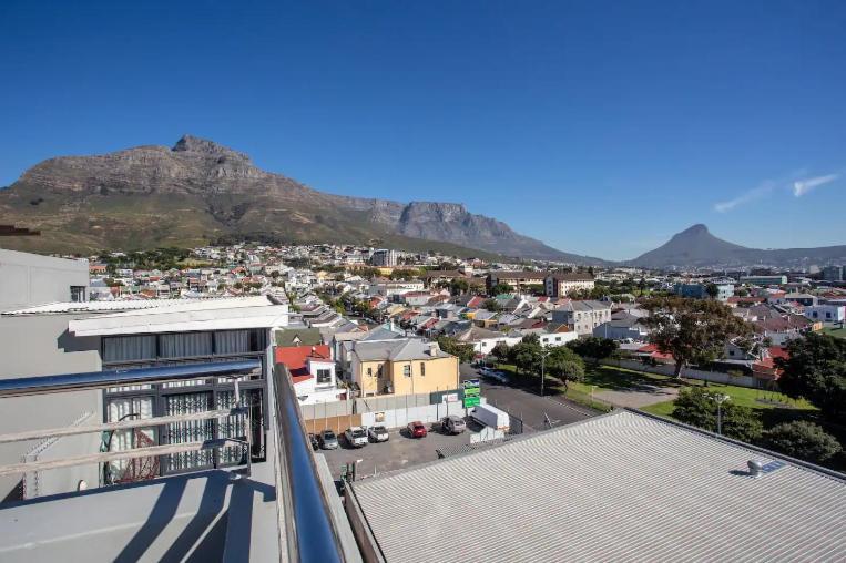 Apartment Crimson Square Cape Town