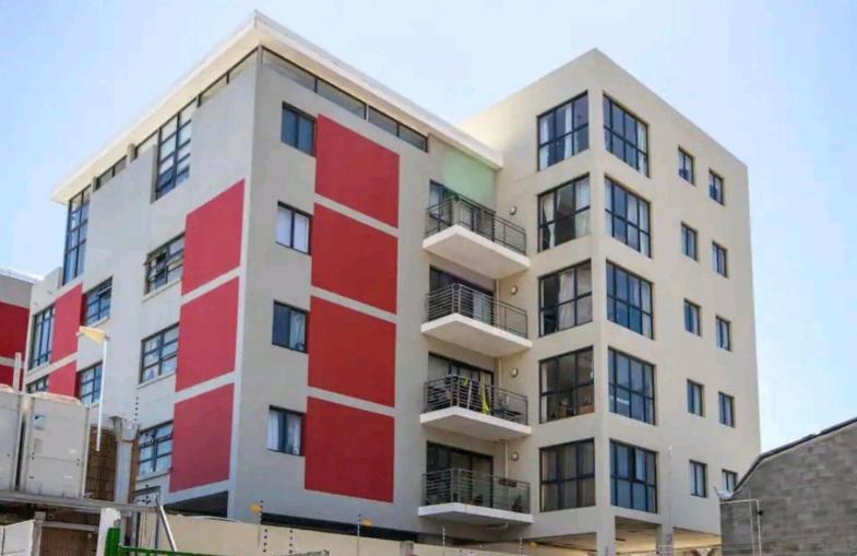 Crimson Square * Cape Town