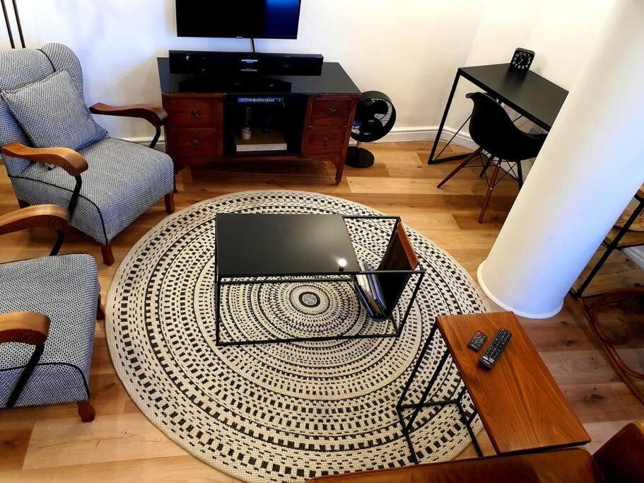 Crimson Square Apartment Cape Town