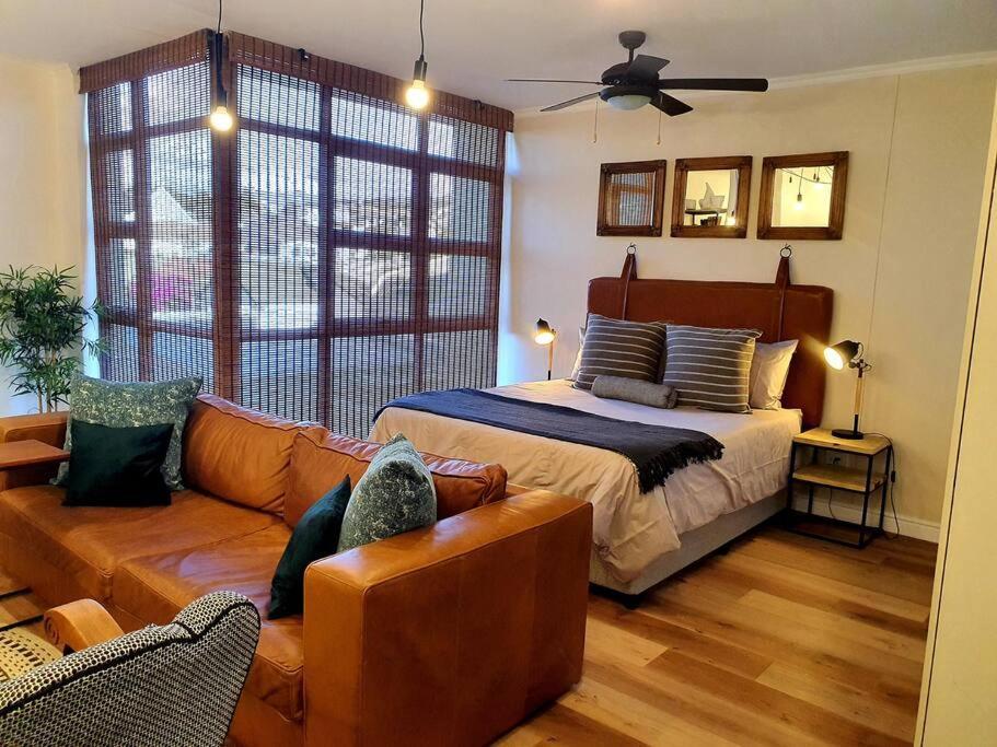 Apartment Crimson Square Cape Town